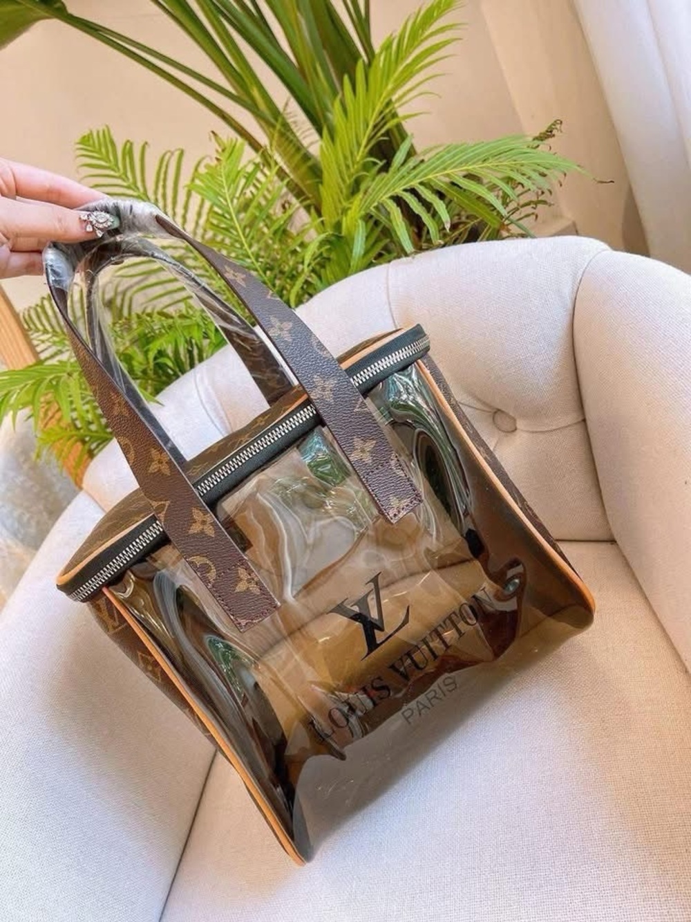 Brown Monogram PVC Tote Bag - Picture 4 of 4
